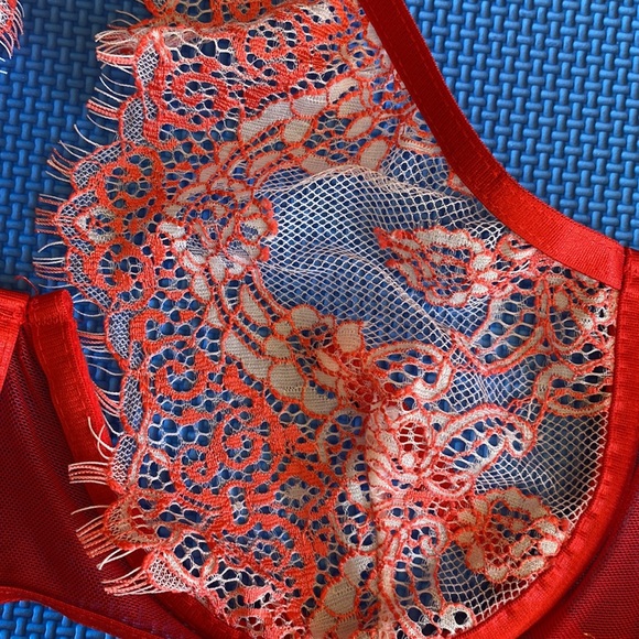 ❤️Red Lace Sexy 36 C/D ❤️Lingerie Bra Floral Transparent - Picture 8 of 11